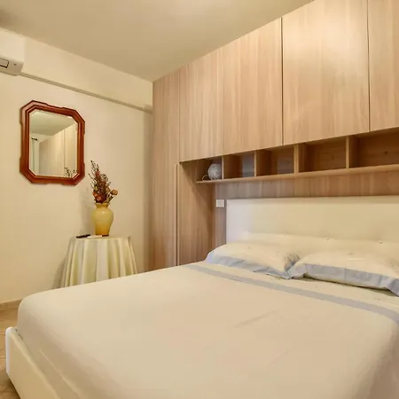 Lovely In Capezzano With Kitchen * Capezzano Pianore